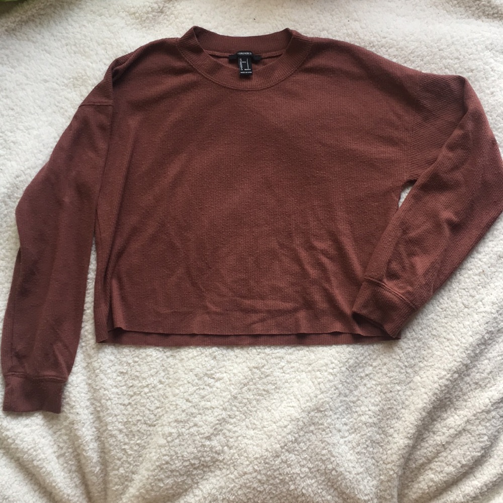 Cropped long-sleeve shirt